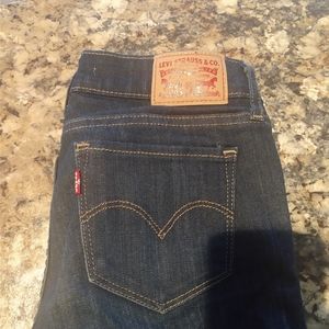 Levi's 711 Skinny Jeans